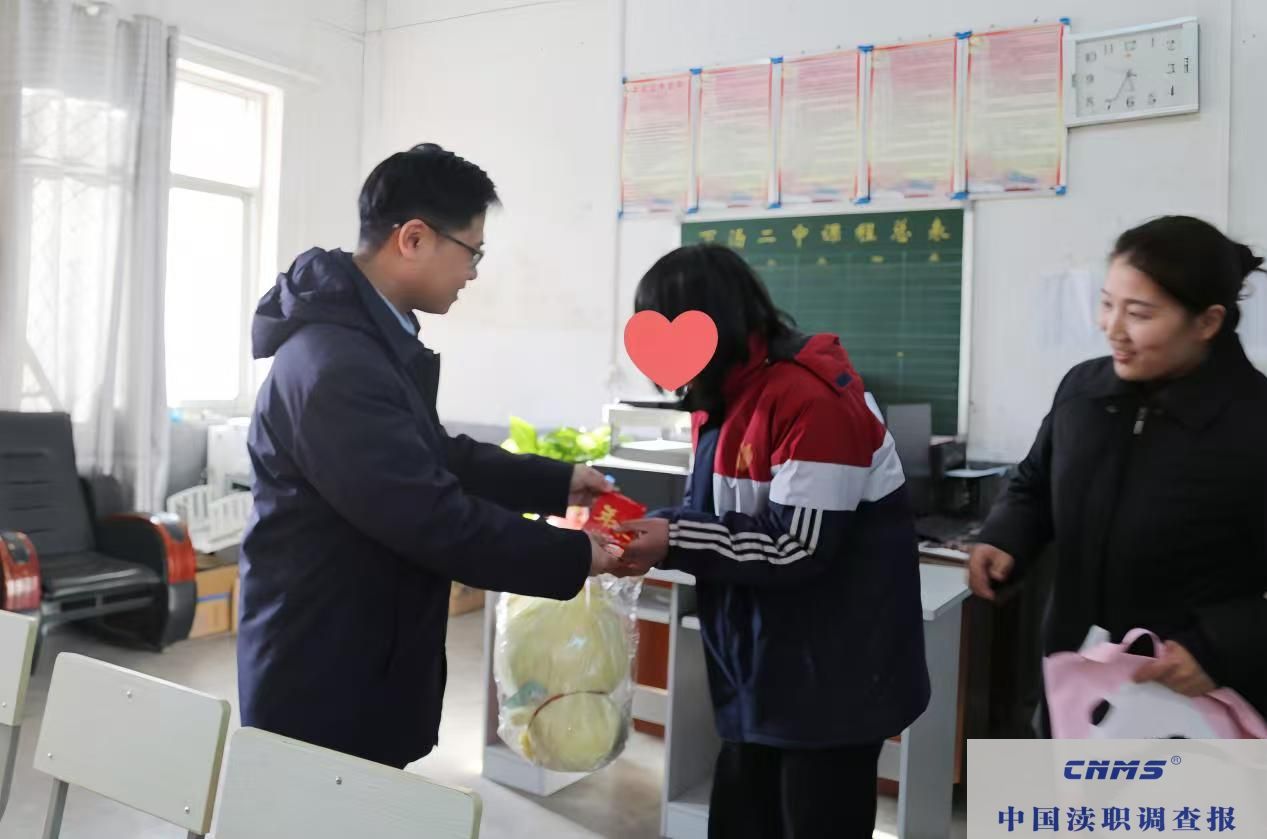 鲁山县法院“爱心妈妈”走访看望失依儿童(图3)