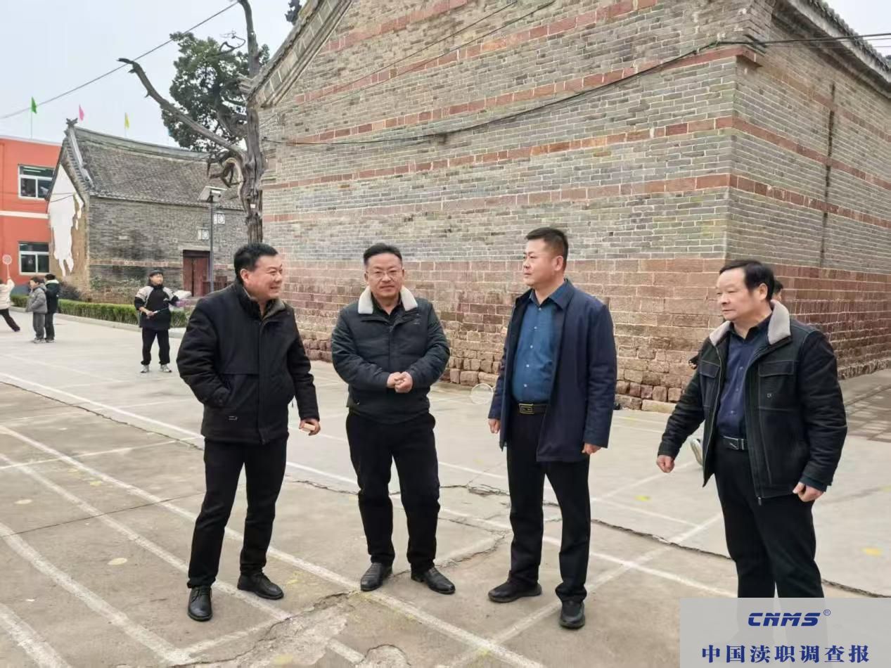 叶县洪庄杨镇：检查筑牢安全根基，平安护航学生成长(图2)