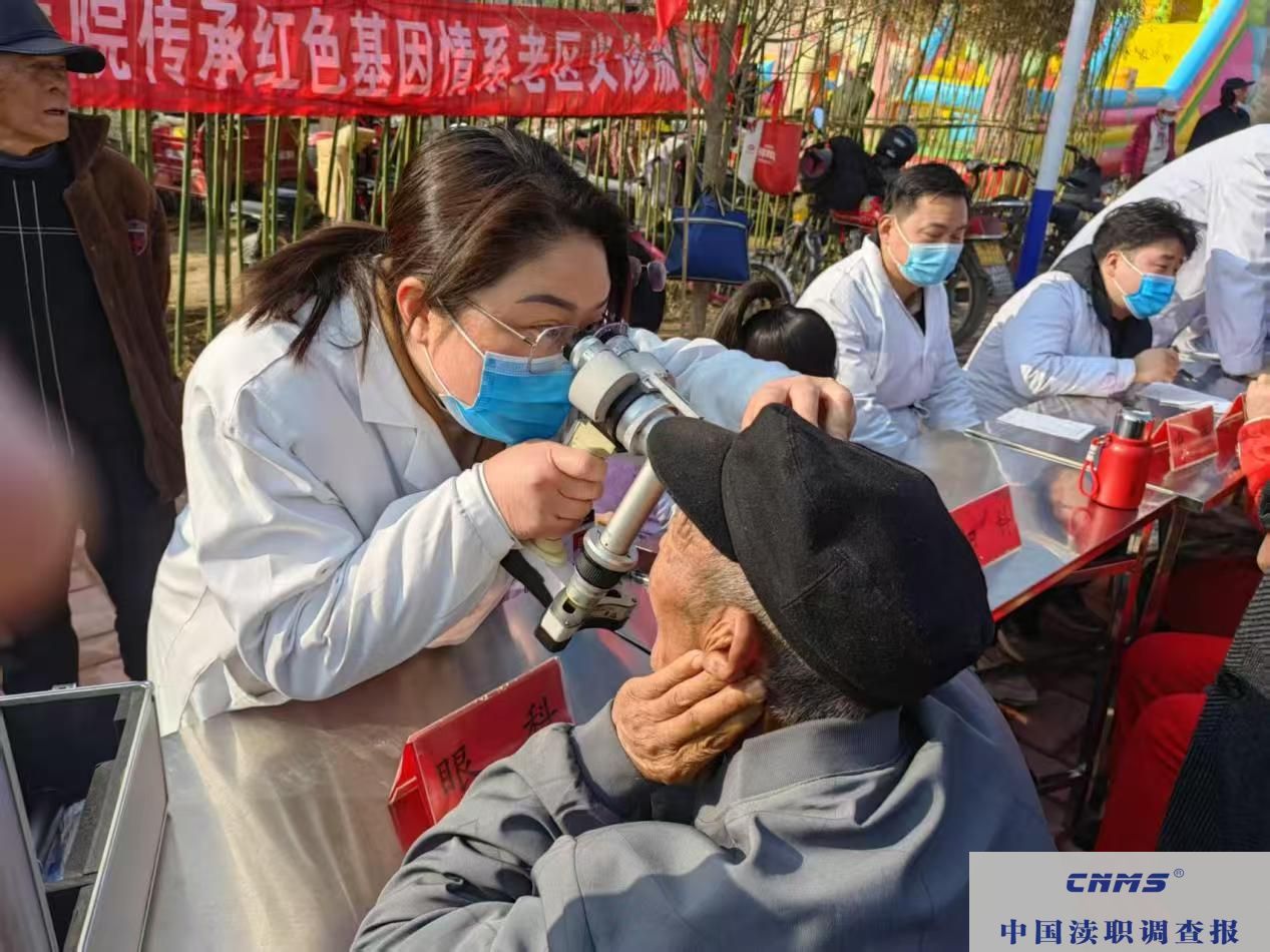 河南叶县：叶县中医院开展“传承红色基因 情系老区人民”健康义诊服务(图2)