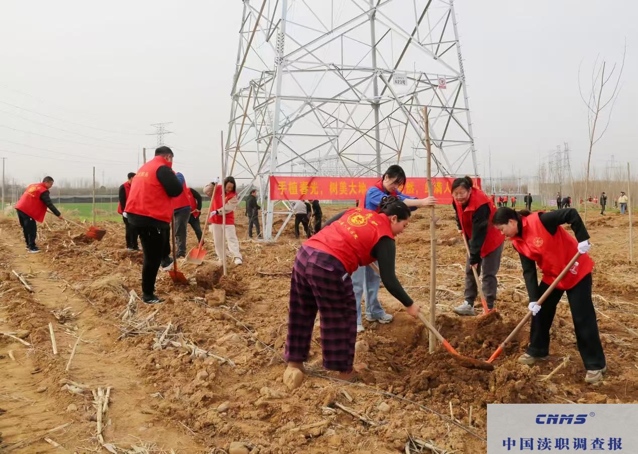 鲁山县法院：响应绿色号召 共植希望之林(图1)