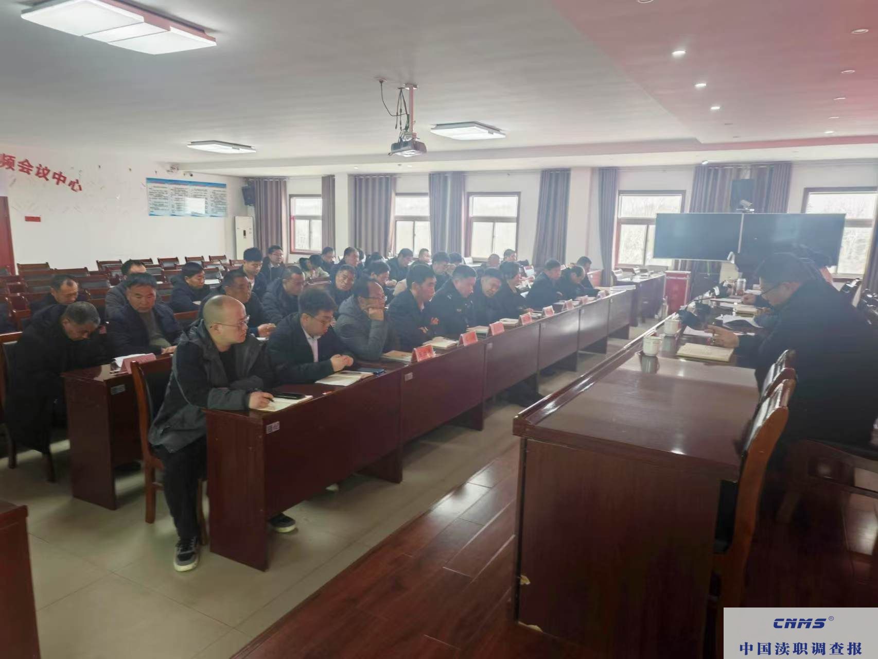 宝丰县张八桥镇召开2024年度述职会暨2025年重点工作部署会(图2)