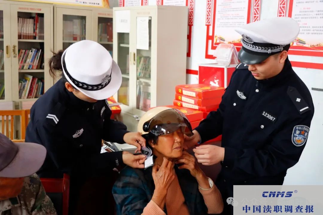 叶县公安交警大队：  多点发力齐宣传 守护春季“平安路”           (图3)