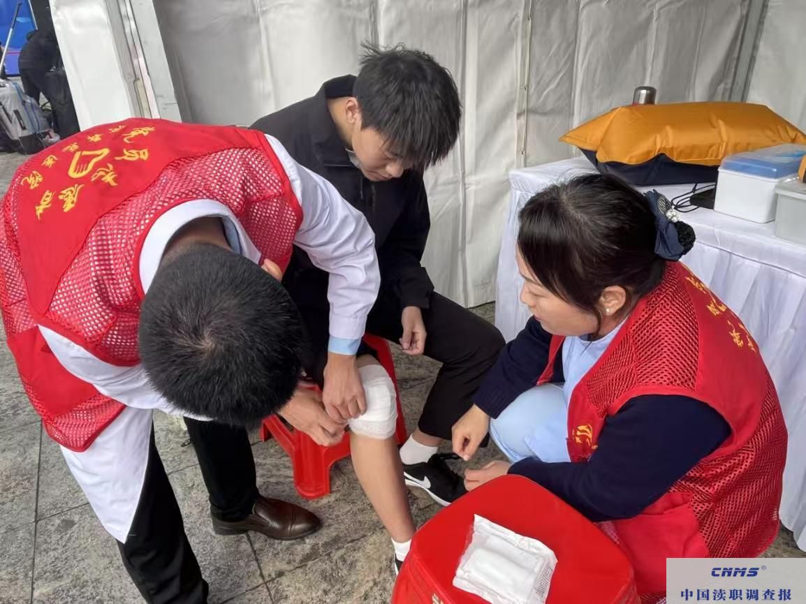 2025 年中国桨板公开赛(平顶山站)圆满落幕(图7) 594d584ec30a609fcc04a3ca1168bf9c.jpg