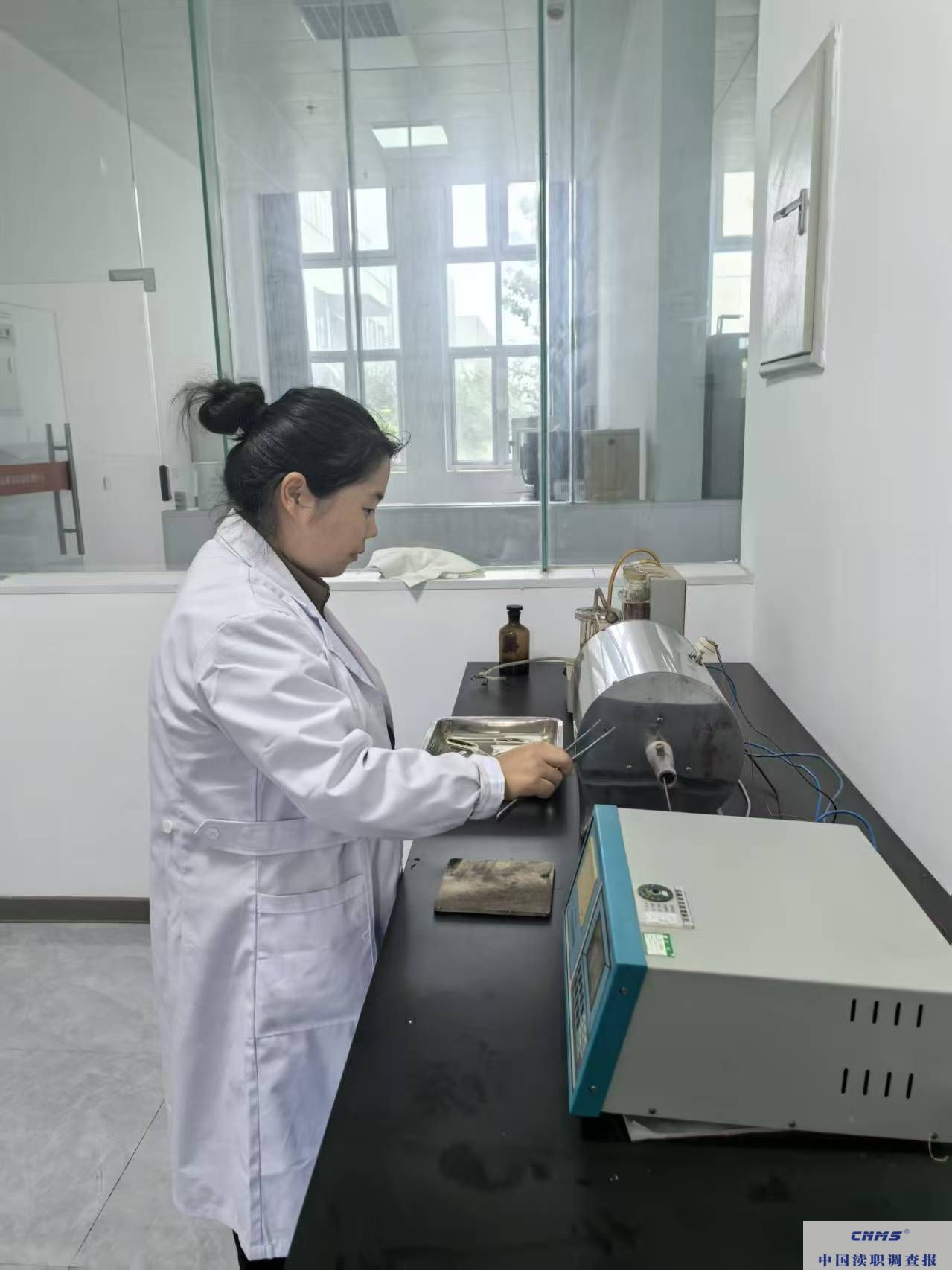 平顶山市产品质量检验检测中心为工业产品质量保驾护航(图2) 5a232989504244a37390d661fc3c87ee.jpg