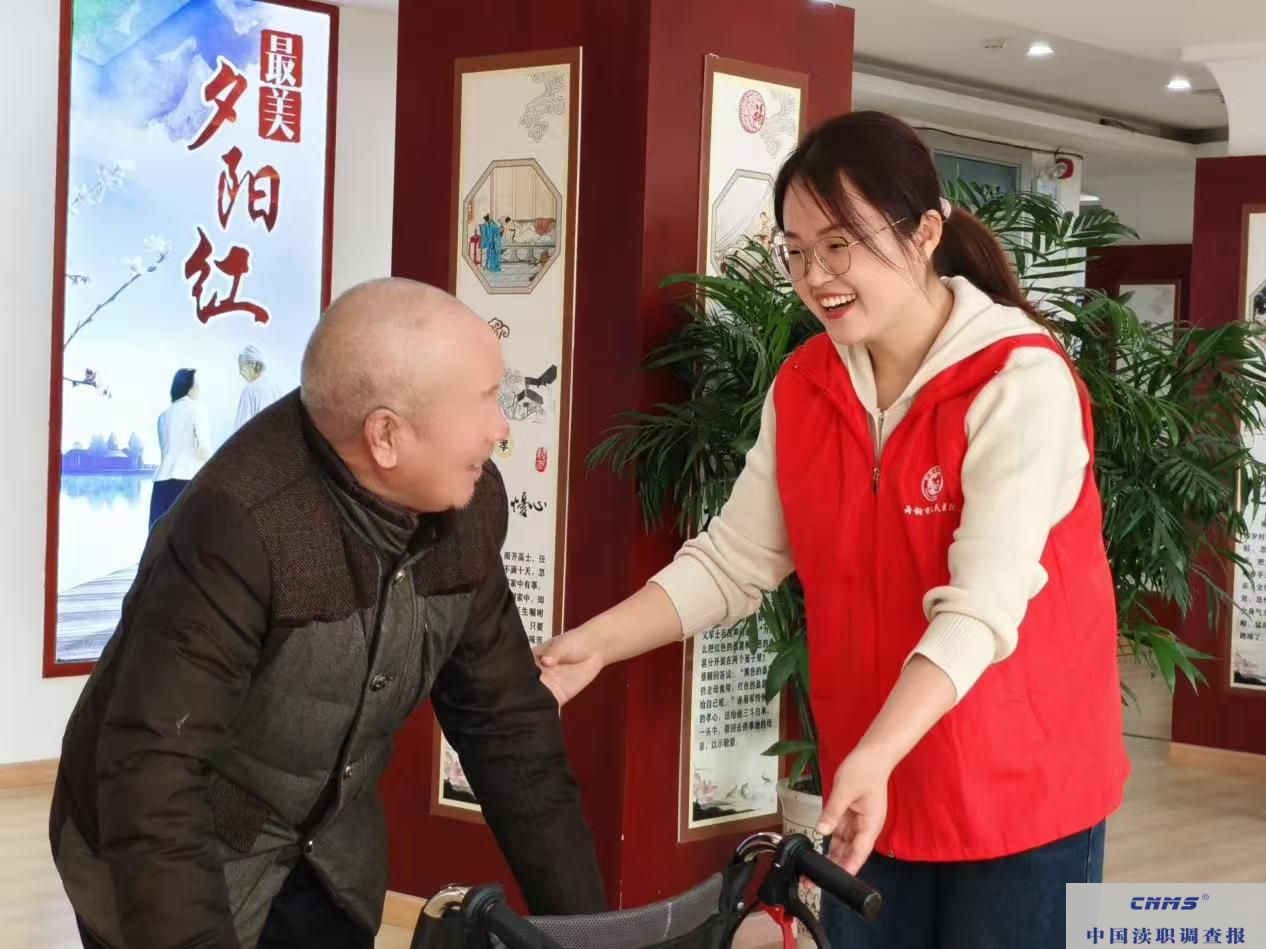 重阳安康“医”相伴,舞钢市人民医院志愿者团队走进养老服务中心(图1) f18da3c01380adaab6e0ce8e4d0b216a.jpg