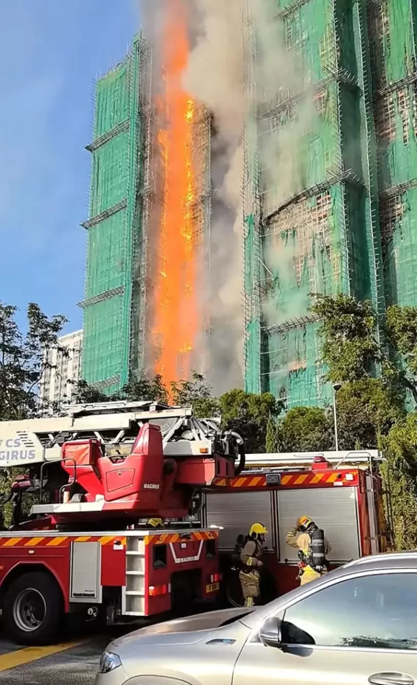 香港宏福苑发生五级火灾︳李家超极度关注火灾救援并发声哀悼(图1)