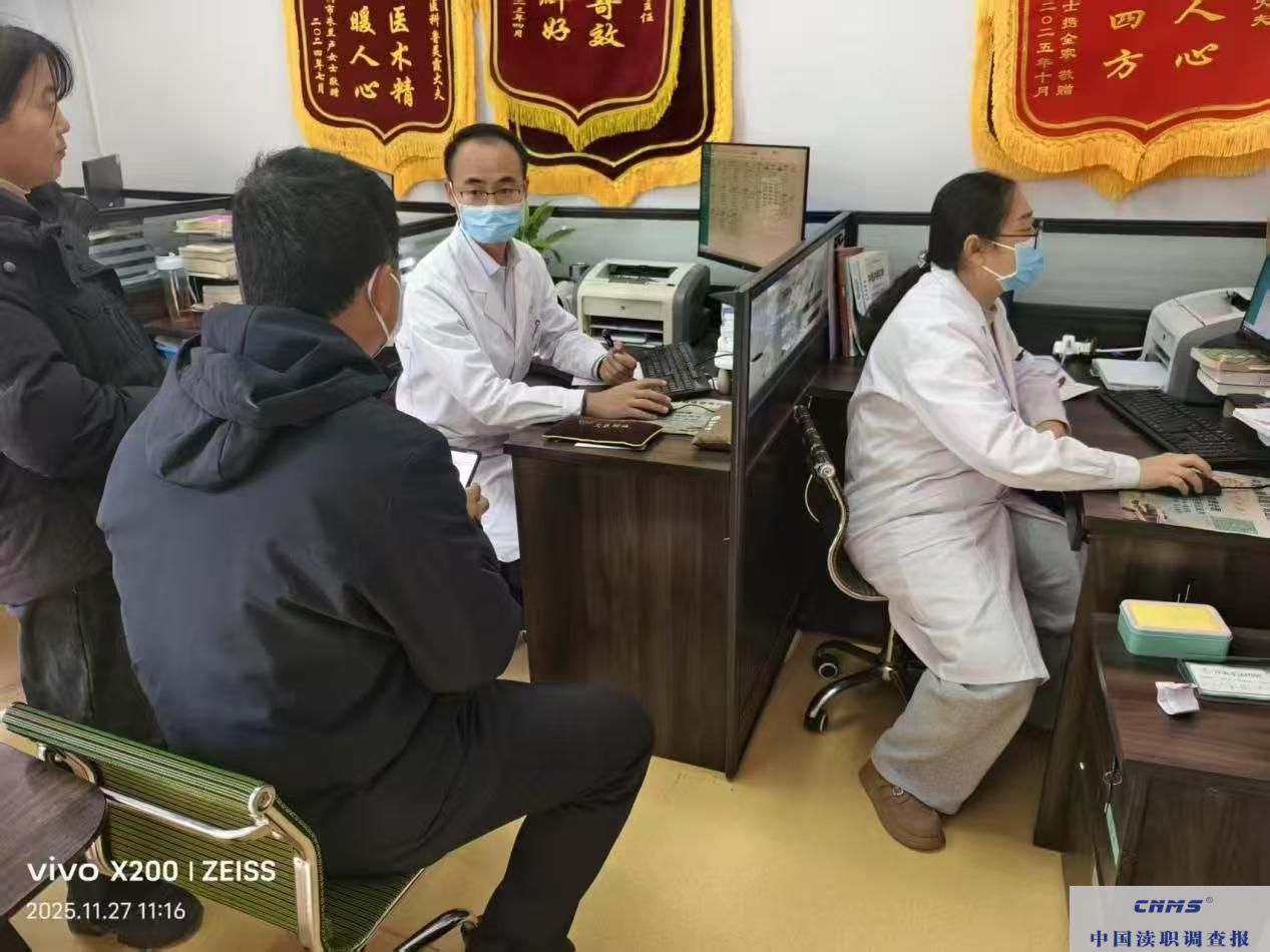 舞钢市杨庄乡:老人突患重病 “小小”网格显身手(图2) b95392964f69a9103e8a7124c575a33b.jpg