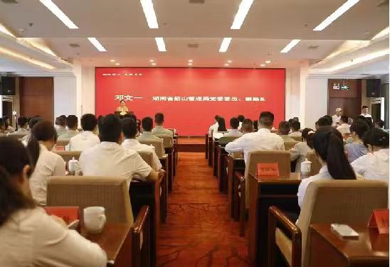 湖南韶山毛泽东图书馆韶山管理局团委举办缅怀先烈致敬英雄全民阅读活动(图1) 湖南韶山毛泽东图书馆韶山管理局团委举办缅怀先烈致敬英雄全民阅读活动(图1)