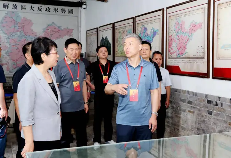 党务、业务、服务、内务+落实＝务实！(图3)
