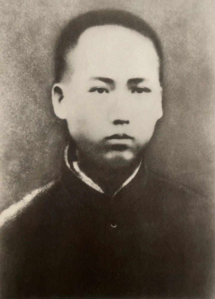 一起缅怀伟人！纪念毛主席逝世50周年