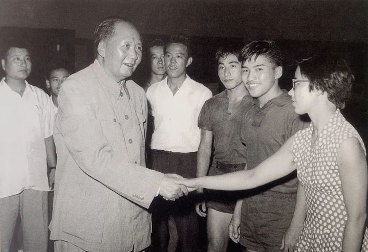 一起缅怀伟人！纪念毛主席逝世50周年(图15)